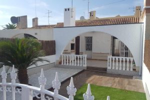 Recently renovated two bedroom bungalow for sale in Las Chismosas, Orihuela-Costa