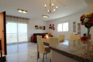 2 dbl bed apartment for sale in heart of Villamartin