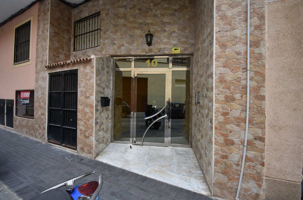 Cheap studio apartment for sale in the center of Torrevieja