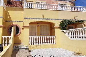 Fabulous two bedroom, two bathroom Battenburg property for sale in El Galan