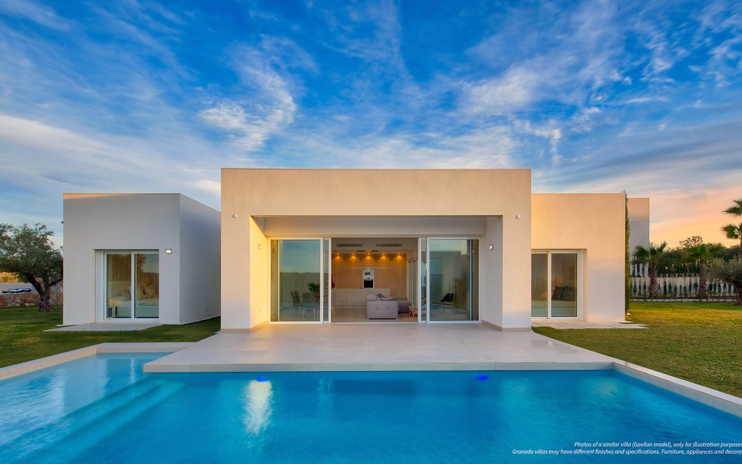 Atemberaubende Neubauvilla mit 3 Schlafzimmern , 2 Bädern im preisgekrönten Las Colinas Golf & Country Club