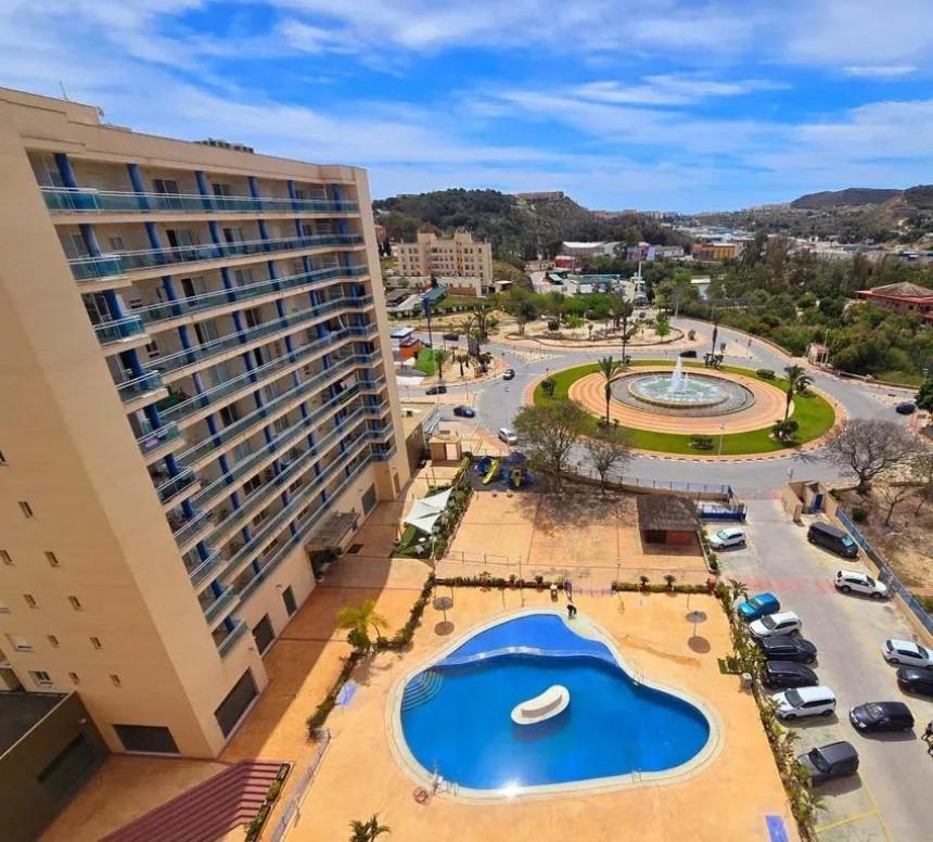 1 bed, 1 bath apartment for sale close to beaches and amenities in Guardamar del Segura, Alicante. Spain.