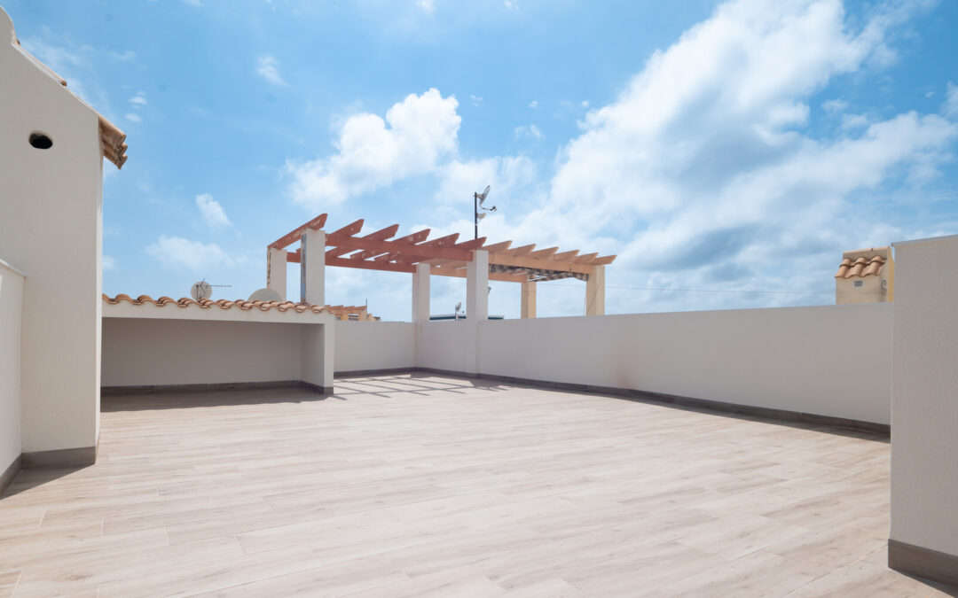 Beautifully Refurbished 2 Bedroom Apartment with Sea Views in La Florida, Orihuela-Costa. Alicante. Spain.