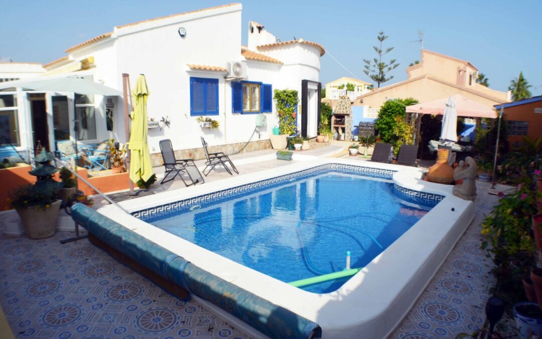 Stunning South-Facing 4-Bed, 2-Bath Detached Villa with Private Pool in La Florida, Costa Blanca