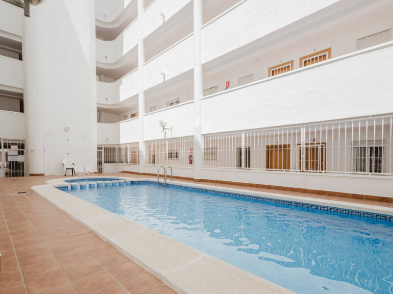 Orihuela Costa, Calle Luis,  Alicante 03189 Spain