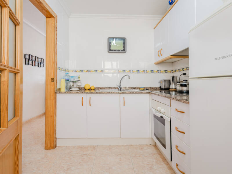 Orihuela Costa, Calle Luis,  Alicante 03189 Spain