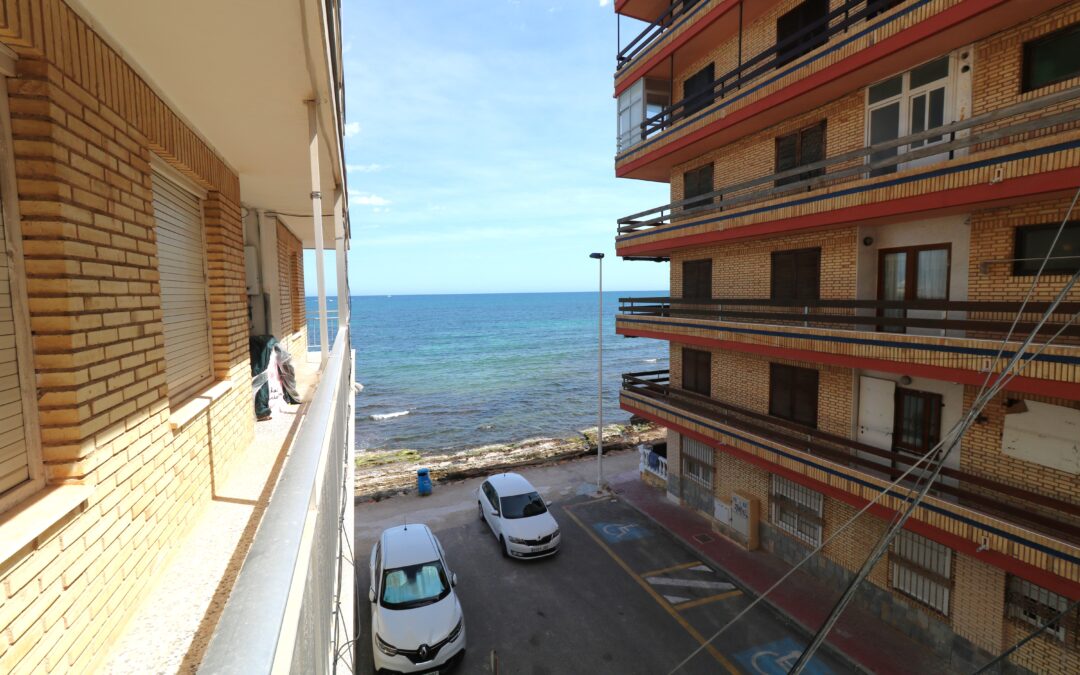 Apartment for sale in Torrevieja with 3 Bedroom, 1 Bathroom