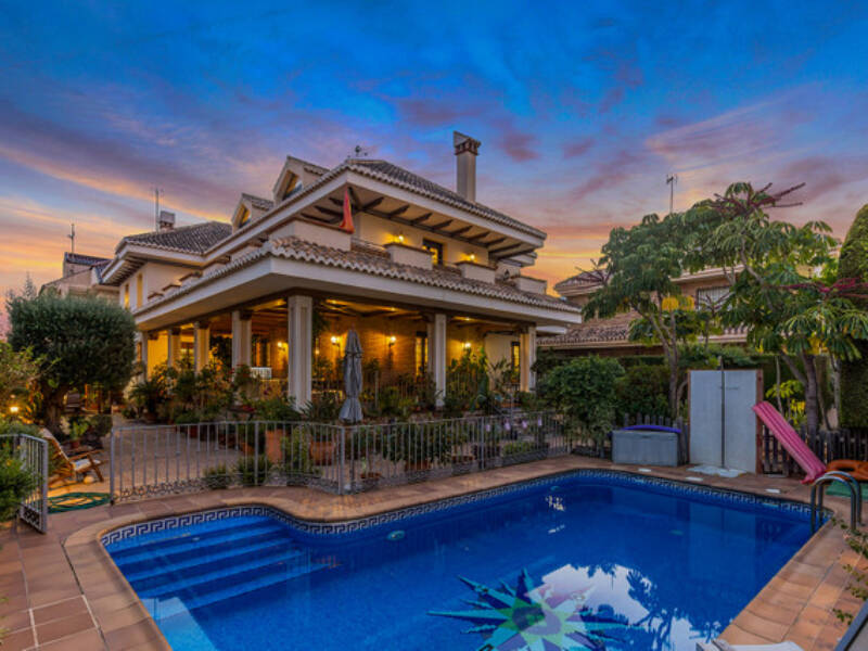 Torrevieja, La Veleta,  Alicante 03185 Torrevieja Spain